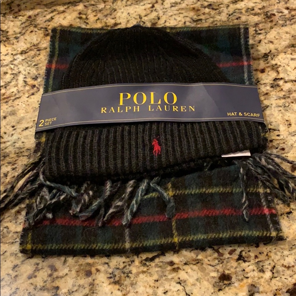 Scarf/Hat 🧣Ralph Lauren